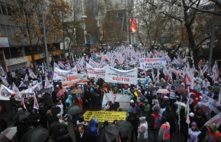 ZONGULDAK'TA YAPILACAK 'EMEĞE SAYGI' MİTİNGİNDEYİZ...