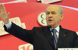 BAHÇELİ MHP'Yİ SOKAĞA ÇIKARIYOR 