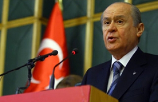 BAHÇELİ AKİL İNSANLARA SAYDIRDI