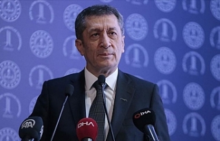 Milli Eğitim Bakanı Ziya Selçuk, MEB'in Ara...