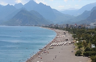 Antalya 2020 Yılında 3,5 Milyona Yakın Turisti...