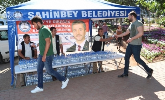 Şahinbey Belediyesi KPSS 2018 Sorularını Çözen Vatandaşları Yalnız Bırakmadı