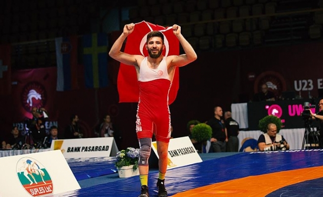 Süleyman Atlı Güreşte Avrupa Şampiyonu Oldu